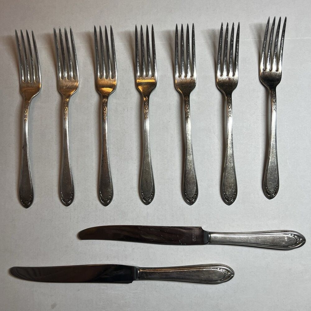 Vintage 1847 Rogers Bros SILHOUETTE Silverplate Flatware Set 9 pcs Forks Knives